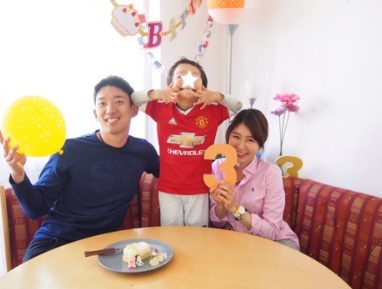 権田修一の嫁 子供画像 サッカー選手の中で美人と評判 奥さんと息子 情ふぉん